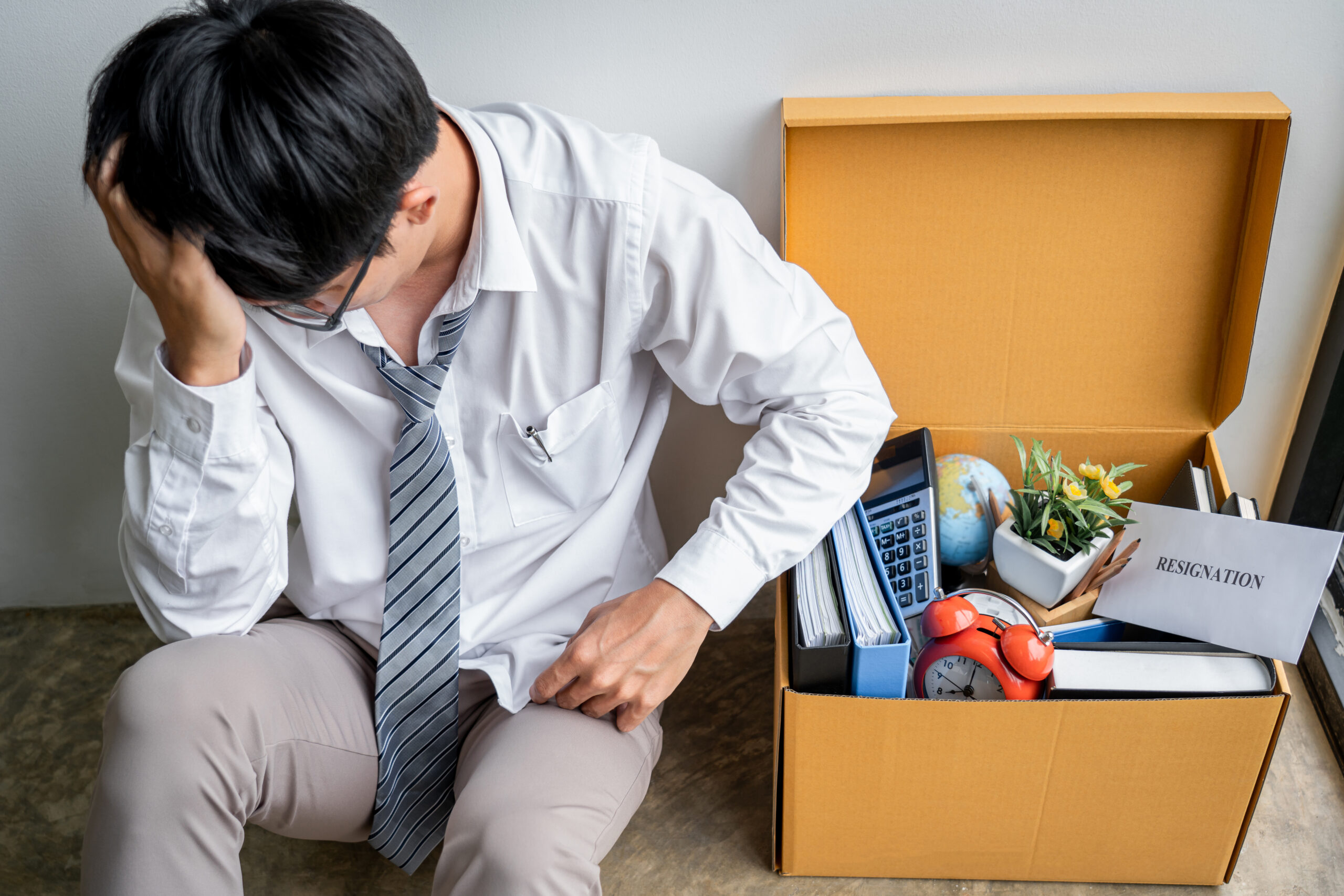 How to recognize job and employment scams